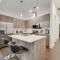 Chic loft style 2BR I Gym I Parking I Workspace - دالاس