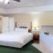 Sara Placid Inn & Suites - Saranac Lake