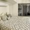 Adorable French Cottage style - 1 bedroom.