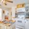 Vintage Mount Dora Cottage with Screened Porch!