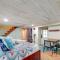 Beckley Studio with Private Hot Tub and Home Gym!