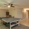 Massive 5 bdrm Getaway wPool, Hot Tub, Game Room - غلبرت