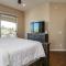 Fabulous 4-Bdrm WBreathtaking Views & Pool