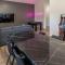 Stylish N Scottdsdale 4 bdrm With Sparkling Pool and Games Galore