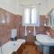 4 Bedroom Awesome Apartment In Imperia