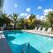 Luxury 4BR and 3BA Villa near Beach & Casino Heat Pool - Dania Beach