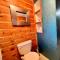 The Shoreline Legacy House with Fireplace - كودياك