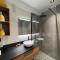 Vue mer exceptionnelle sur plage du Midi en 1re ligne- 2 chambres - Cannes