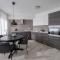 Lovely modern 1-bedroom apartment, free parking