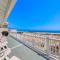Immaculate Beach Front 2Nd Floor Unit - بيتش هافن