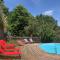 Maison de hameau avec vue imprenable et piscine