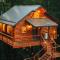 Cricket Hill Treehouse B by Amish Country Lodging