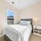 Nice Home In Spray Beach With 3 Bedrooms, Internet And Wifi
