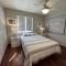 Beautiful Townhome Located Near The Beach In Beach Haven,