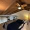 Oceanfront Penthouse with Loft - كيلوا كونا