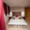 Catalunya Casas Tranquil Paradise, Private Pool and only 200 meters to beach!