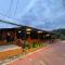INTAN CHALEt