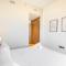 Daniels 3BR Urban Retreat with Downtown Views