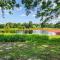 Cozy Lakefront Home w/ Pool -7 mins from Legoland