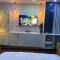 Hotel Holiday