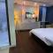 Hotel Holiday