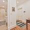 9 Admiralty House Stunning Luxury Apartment with free parking
