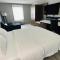 Luxor Inn & Suites, a Travelodge by Wyndham - Elkins