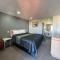 California Inn Hotel and Suites Adelanto US 395