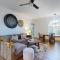 LV103 Downstairs 1 Bedroom in a Quiet Location - لا كينتا