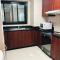Private Room with Curtains in Marina & Blue water - Dubaj