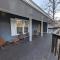 Modern Luxe Family & Groups Friendly Bungalow with Patio & Workspace