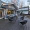 Modern Luxe Family & Groups Friendly Bungalow with Patio & Workspace