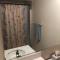 Perfect Location! Steps To The Sea, Sand And Pool-Oceanfront Condo! - 希普博特姆