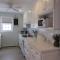 Centrally Located Cape Cod Close To The Bay And Beach In Surf City - 瑟夫城