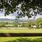 Sun Hill Palins
