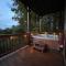 Rustic Cabin, Fire Pit with HotTub, Mountain Views, Peaceful Location - Sevierville