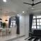 Dahlia Homestay (Wi-Fi & Netflix)