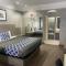 Island Suites Hobby Airport