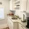 In the Heart of Downtown Dunedin One Bedroom Apt NO KIDS, NO PETS - ديوندين