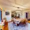 Brown Bear Lodge