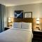Staybridge Suites Milwaukee West-Oconomowoc, an IHG Hotel - Oconomowoc