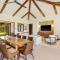 Luxury 5BR Vacation Home w Pool