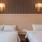 Two Y Hotel