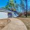3 Mi to Downtown Conroe Updated Townhome with Yard