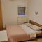 Apartments and rooms Niki 2