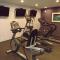 MICROTEL Inn and Suites - Ames - أيمز