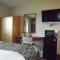 MICROTEL Inn and Suites - Ames - أيمز