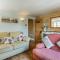2 Bed in Bourton-on-the-Water 29027