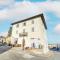 Delicious Apartment Among Crete Senesi and Spa