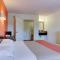 Days Inn by Wyndham Kansas City Northeast